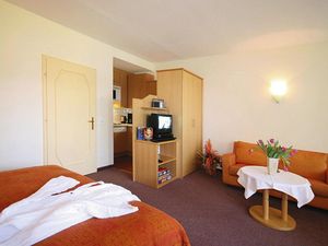 23346660-Ferienwohnung-2-Döbriach-300x225-5