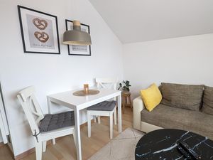 24015865-Ferienwohnung-3-Döbriach-300x225-2