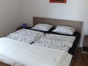 21694511-Ferienwohnung-4-Dolac-300x225-5