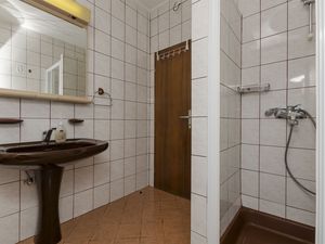 23940302-Ferienwohnung-4-Dolac-300x225-3