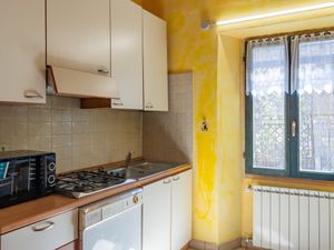 23869473-Ferienwohnung-2-Domaso-300x225-1