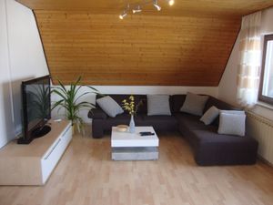 23387195-Ferienwohnung-4-Dombühl-300x225-1