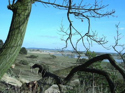 Erkunden Sie die unglaubliche Landschaft - zu Fuß, per Rad oder mit den hauseigenen Paddelbooten