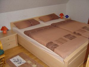 22424171-Ferienwohnung-4-Domsühl-300x225-1