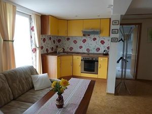 22423851-Ferienwohnung-2-Domsühl-300x225-4