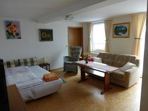 22423851-Ferienwohnung-2-Domsühl-300x225-5