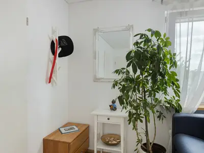 Photo, INSIDE, OUTSIDE