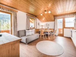 23732514-Ferienwohnung-5-Dorfgastein-300x225-1