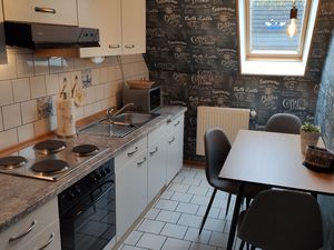 18712484-Ferienwohnung-3-Dornum-300x225-3