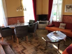 23875184-Ferienwohnung-4-Dornum-300x225-2