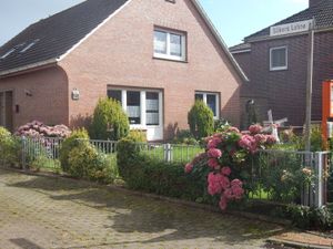 23500215-Ferienwohnung-5-Dornum-300x225-0