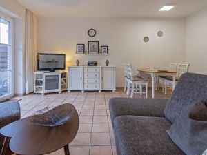 24014654-Ferienwohnung-4-Dornum-300x225-4