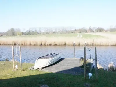 Steganlage direkt am Haus