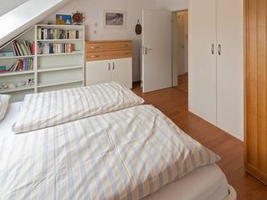 22159067-Ferienwohnung-3-Dornumersiel-300x225-5