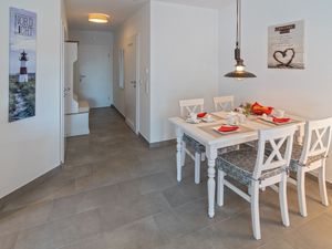 23133645-Ferienwohnung-4-Dornumersiel-300x225-3