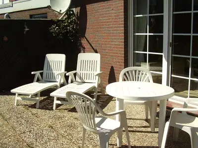 Ferienwohnung für 3 Personen in Dornumersiel 1/10