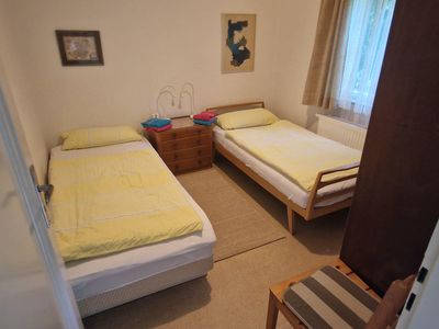 Schlafzimmer 2 (2)