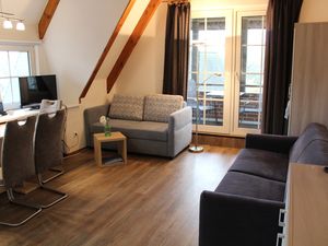 23568428-Ferienwohnung-4-Dorum-300x225-2