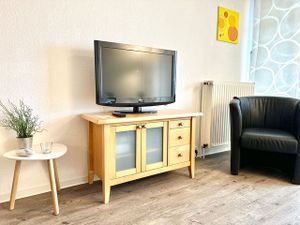 22025329-Ferienwohnung-4-Dorum-300x225-2