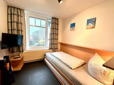 Ferienwohnung für 6 Personen (75 m²) in Dorum 10/10