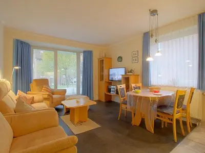 Ferienwohnung für 4 Personen (55 m²) in Dorum Neufeld 1/10