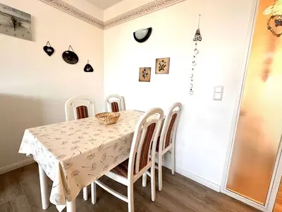 Ferienwohnung für 3 Personen (42 m²) in Dorum 3/10