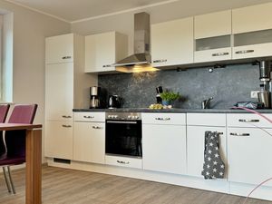 23699016-Ferienwohnung-4-Dorum Neufeld-300x225-1