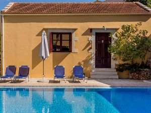 Ferienwohnung für 3 Personen (45 m²) in Douliana