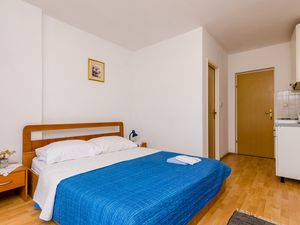 18323500-Ferienwohnung-3-Drace-300x225-4