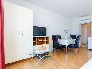 18522162-Ferienwohnung-4-Drace-300x225-2