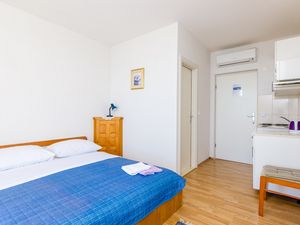 18522161-Ferienwohnung-2-Drace-300x225-4