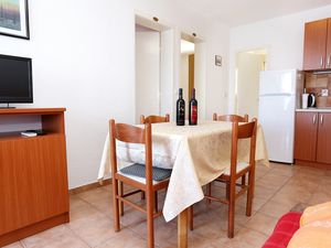 23930915-Ferienwohnung-4-Drace-300x225-5