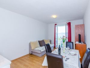 23927828-Ferienwohnung-4-Drace-300x225-4