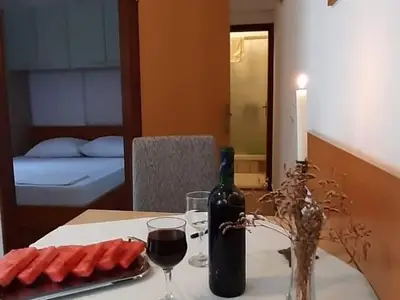 Ferienwohnung für 2 Personen in Drace 6/9