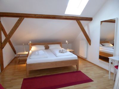 großes Schlafzimmer