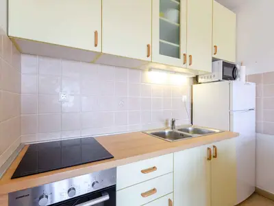 Ferienwohnung für 2 Personen (40 m²) in Dramalj 9/10