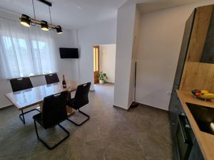 23445249-Ferienwohnung-4-Dramalj-300x225-3