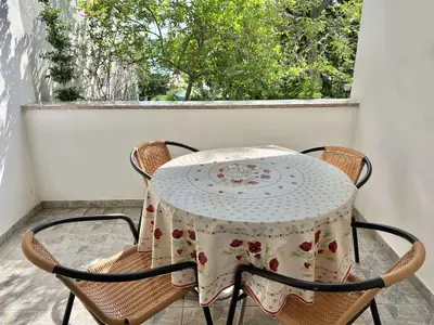 Ferienwohnung für 6 Personen (70 m²) in Dramalj 1/10