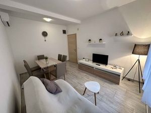 23890271-Ferienwohnung-5-Dramalj-300x225-0