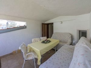 23959045-Ferienwohnung-5-Dramalj-300x225-2