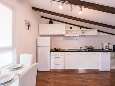 Ferienwohnung für 2 Personen (45 m²) in Dramalj 8/10