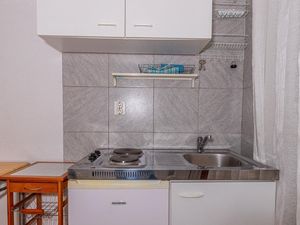 22686973-Ferienwohnung-2-Dramalj-300x225-4