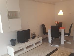 22676527-Ferienwohnung-3-Dramalj-300x225-2