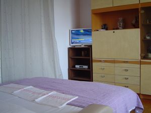 23768968-Ferienwohnung-5-Dramalj-300x225-5