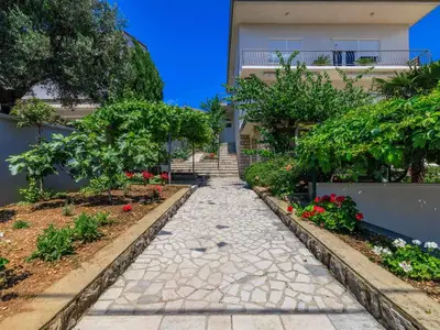 Ferienwohnung für 2 Personen (56 m²) in Dramalj 3/10