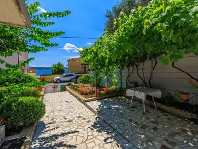 Ferienwohnung für 2 Personen (56 m²) in Dramalj 10/10