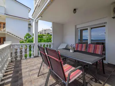 Ferienwohnung für 2 Personen (37 m²) in Dramalj 4/10