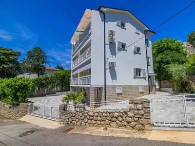 Ferienwohnung für 2 Personen (30 m²) in Dramalj 2/10