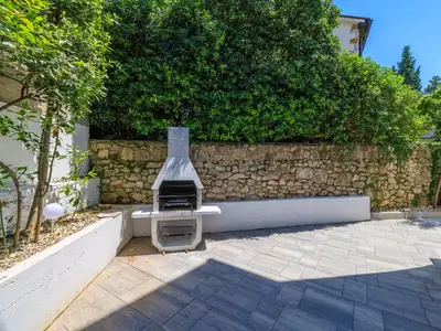 Ferienwohnung für 2 Personen (30 m²) in Dramalj 3/10