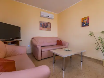 Ferienwohnung für 4 Personen (55 m²) in Dramalj 8/10
